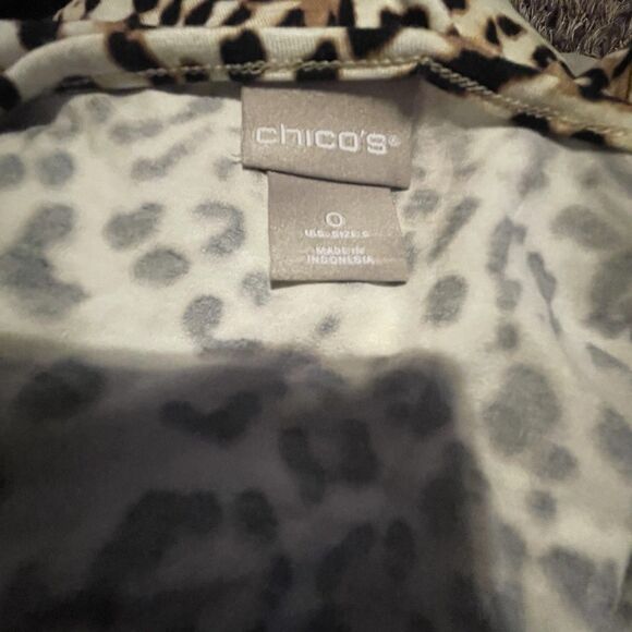 Chico's Women's Top Sz 0 US Small Animal Print Scoop Neck Sleeveless Mature Work - Picture 10 of 10